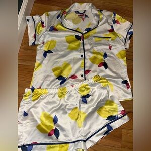 NEW Kate spade silk pajama set (3)